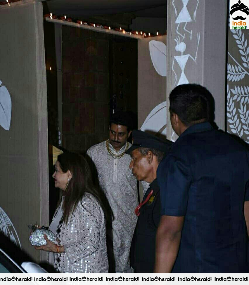 Celebs At Amithbh Bachchan Diwali Party At His Home In Juhu Gallery Set 1