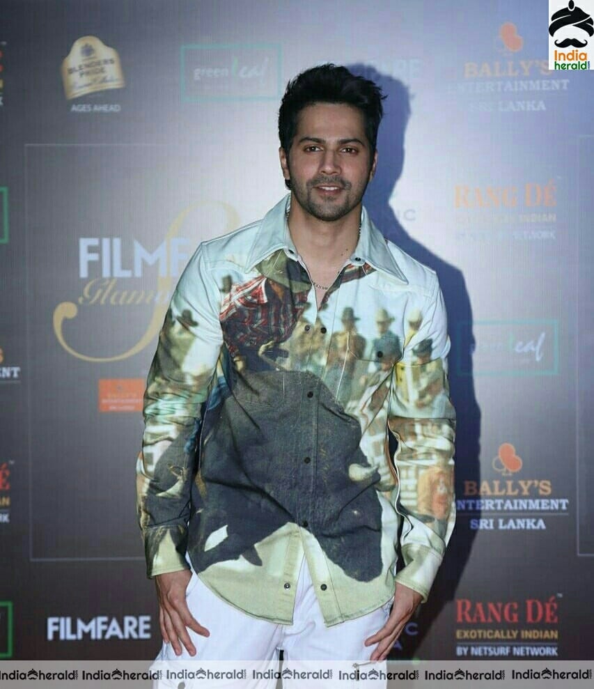 Celebs At Filmfare Glamour and Style Awards 2019 Red Carpet Set 1