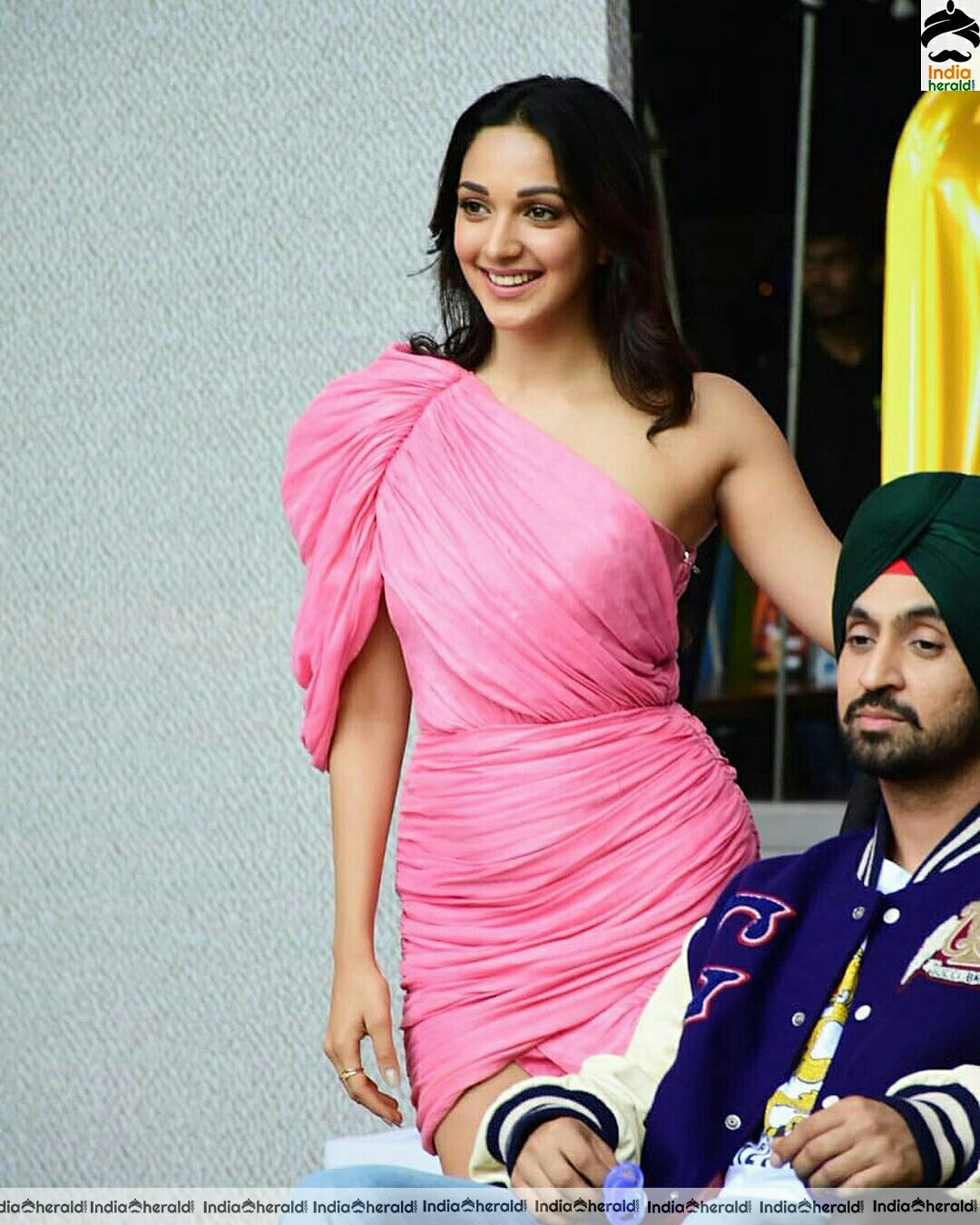 Celebs At Good Newws Trailer Launch Stills