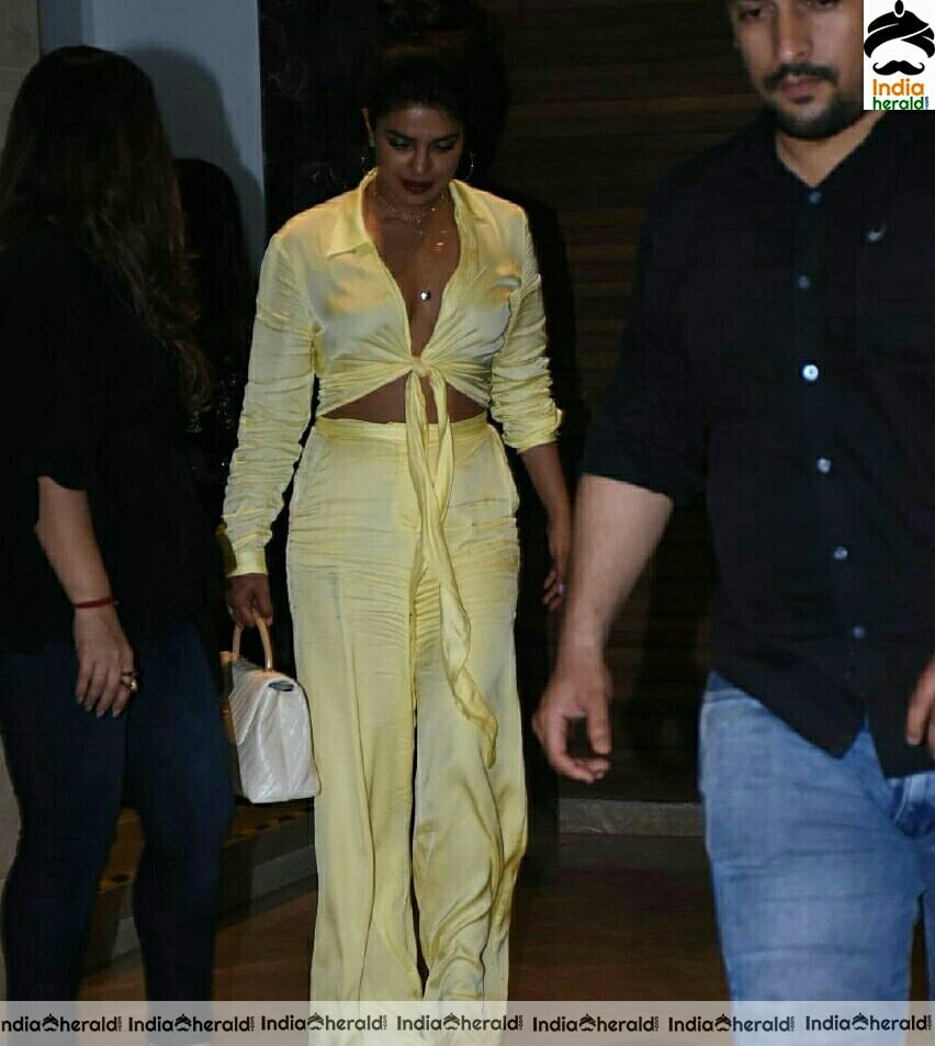 Celebs at Rohini Iyer Party At Her House In Khar set 1