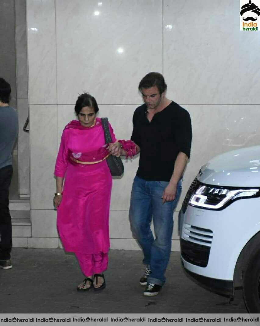 Celebs At Salman khan birthday party at Bandra set 2