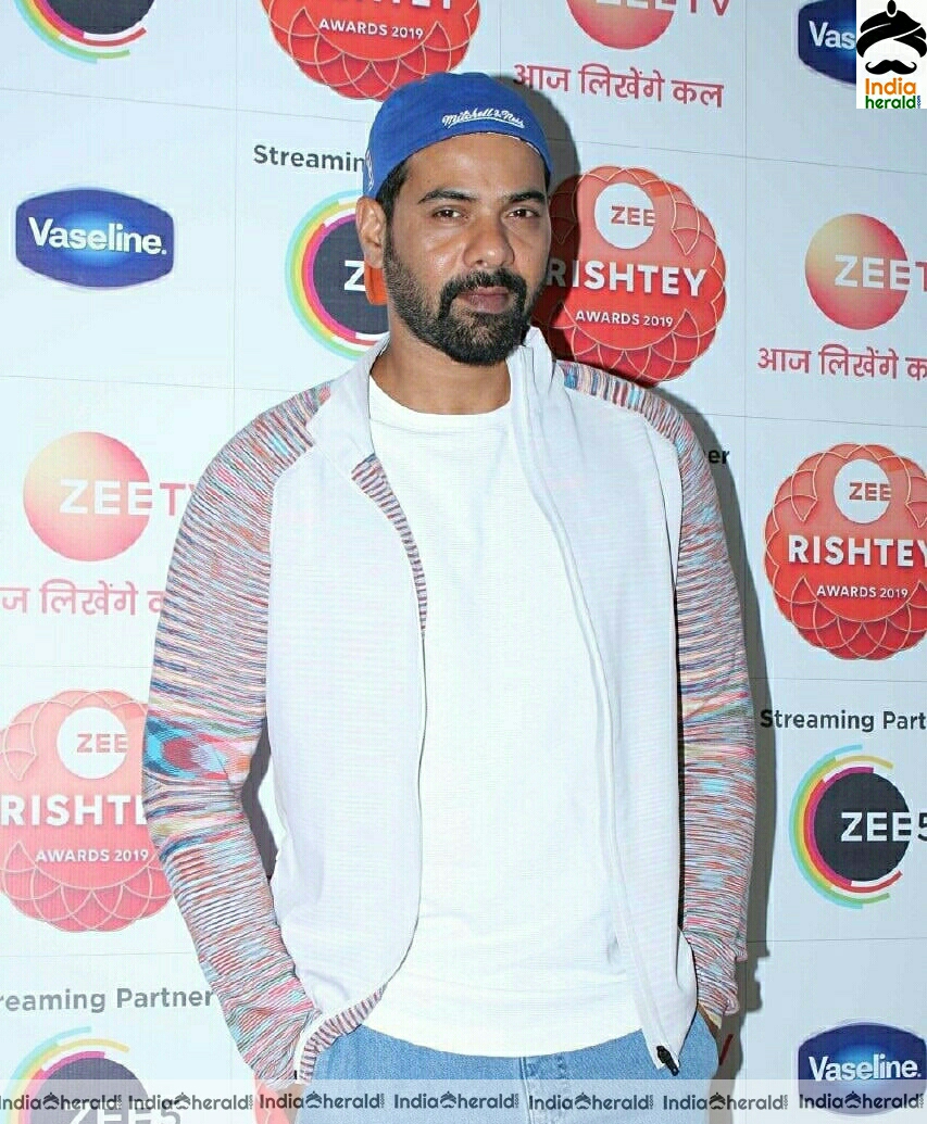 Celebs At Zee Rishtey Awards 2019