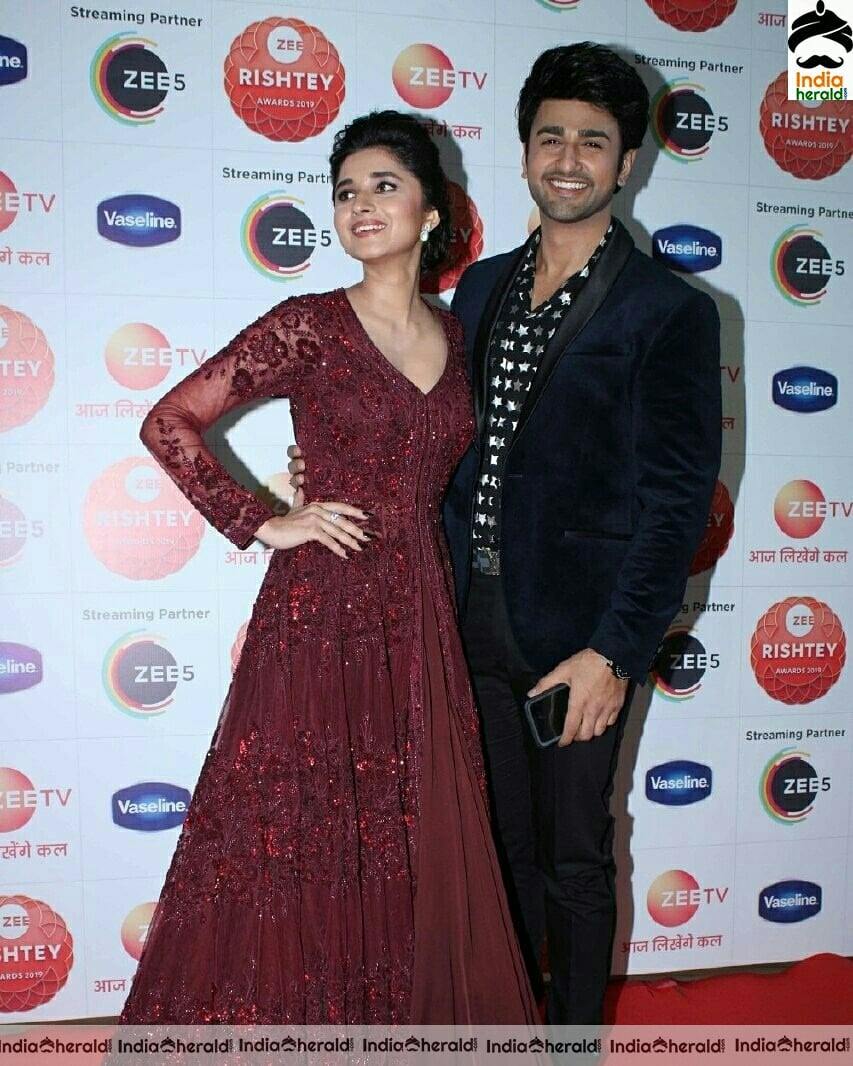 Celebs At Zee Rishtey Awards 2019