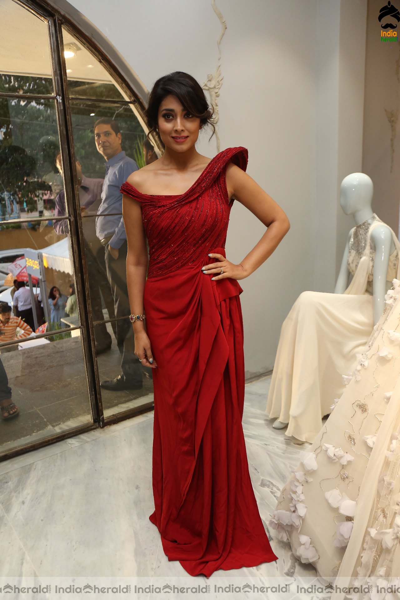 Celebs Gala at the Launch of an Boutique Event Set 3