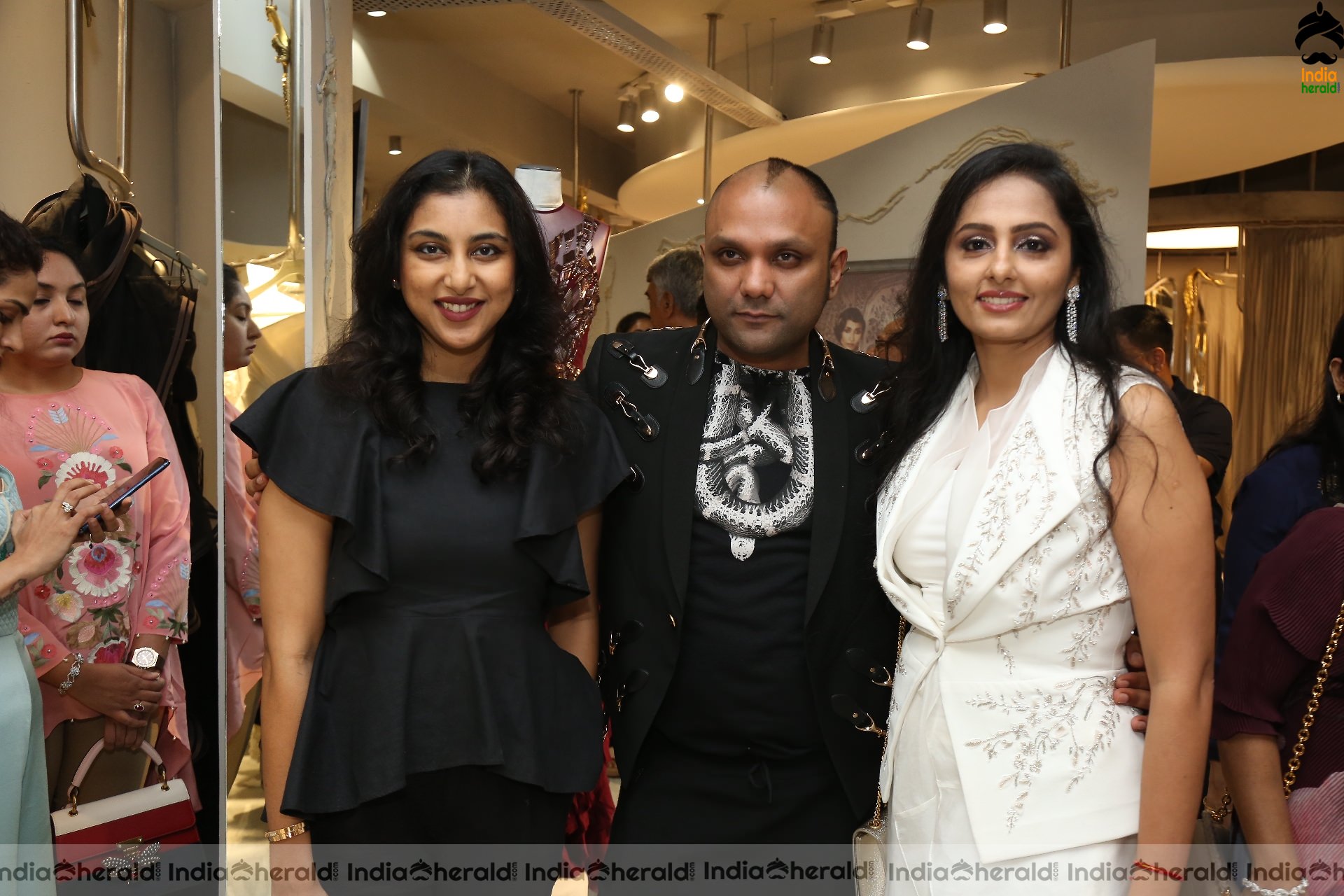 Celebs Gala at the Launch of an Boutique Event Set 4