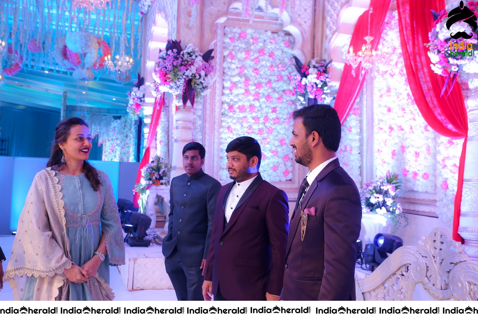 Celebs Gala at Wedding Reception of Syed Javed Ali Set 1