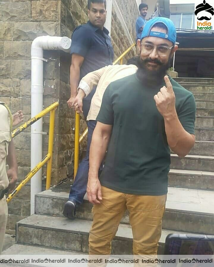 Celebs Ink Their Vote for Maharashtra Elections Set 1