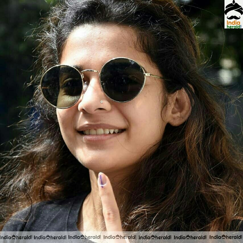 Celebs Ink Their Vote for Maharashtra Elections Set 1