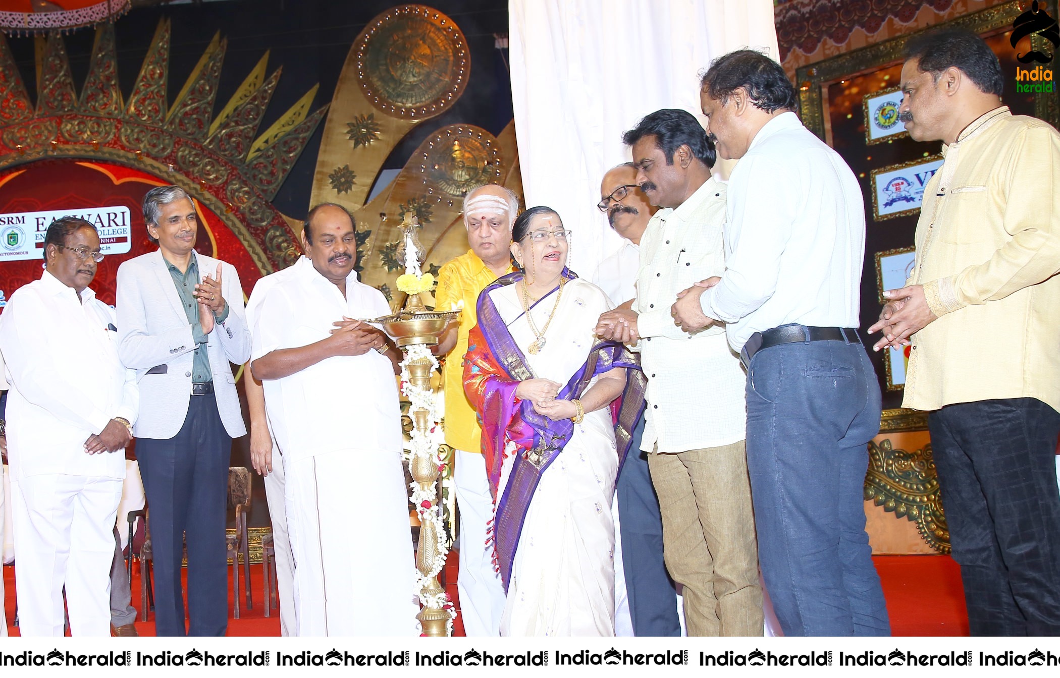 Chennaiyil Thiruvaiyaru 15th Season Opening Ceremony Photos Set 1
