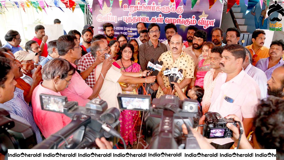 ChinnaThirai Actors distribute Free Dresses to the Poor and Needy