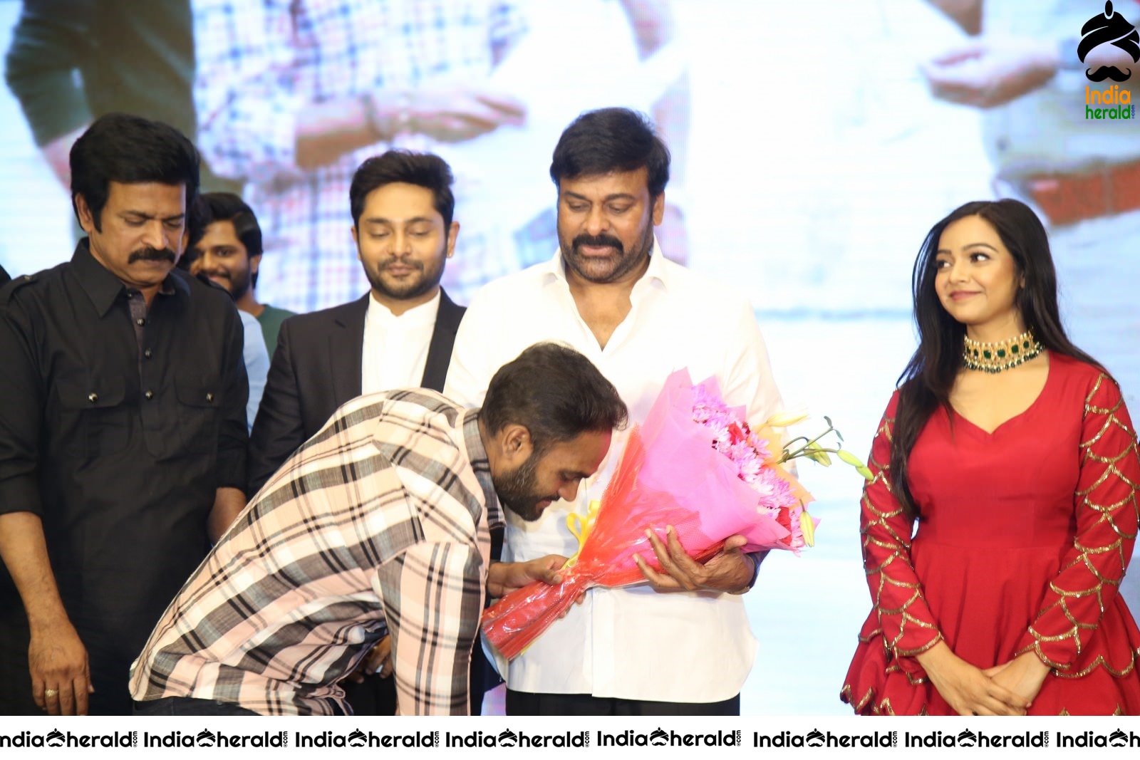 Chiranjeevi at O Pitta Katha Movie Event Set 3