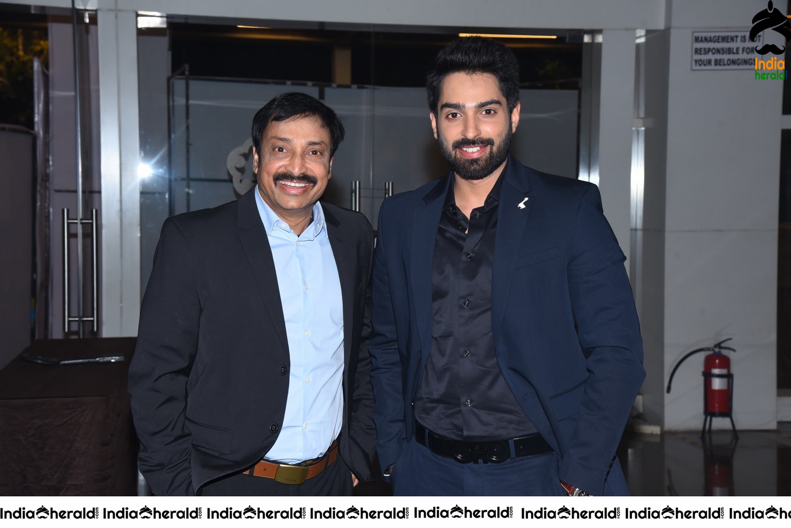 Choosi Choodangaane Movie Event Set 1