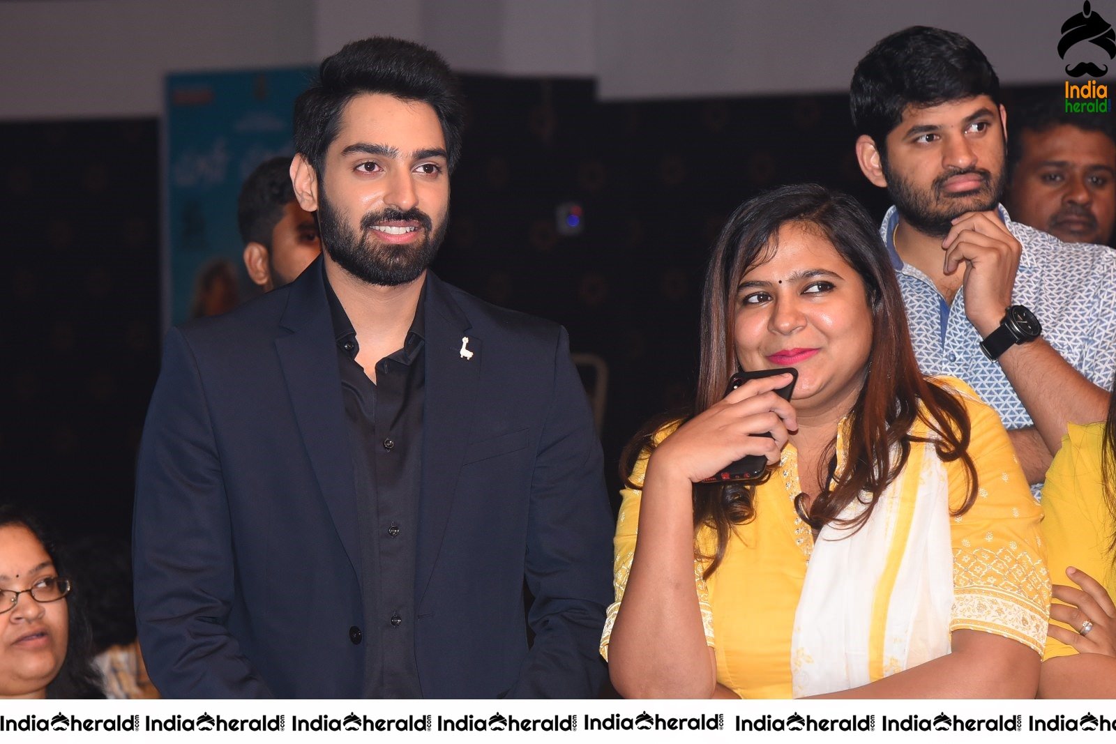 Choosi Choodangaane Movie Event Set 6