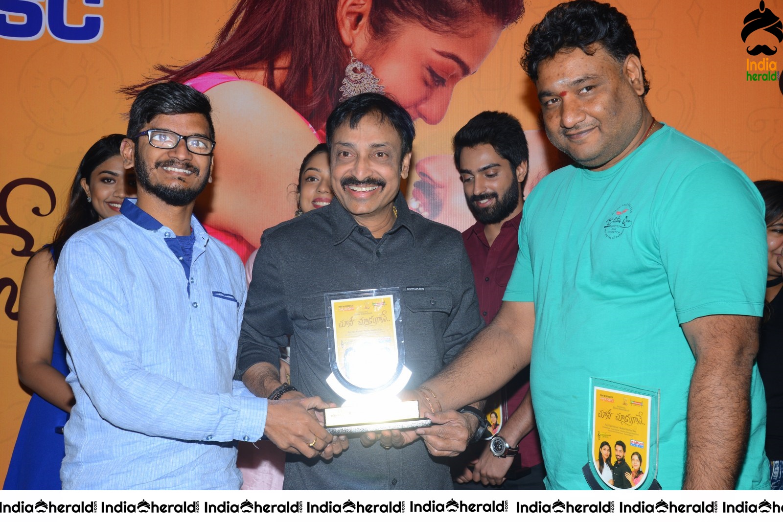 Choosi Choodangane Platinum Disc Press Meet Stills Set 2