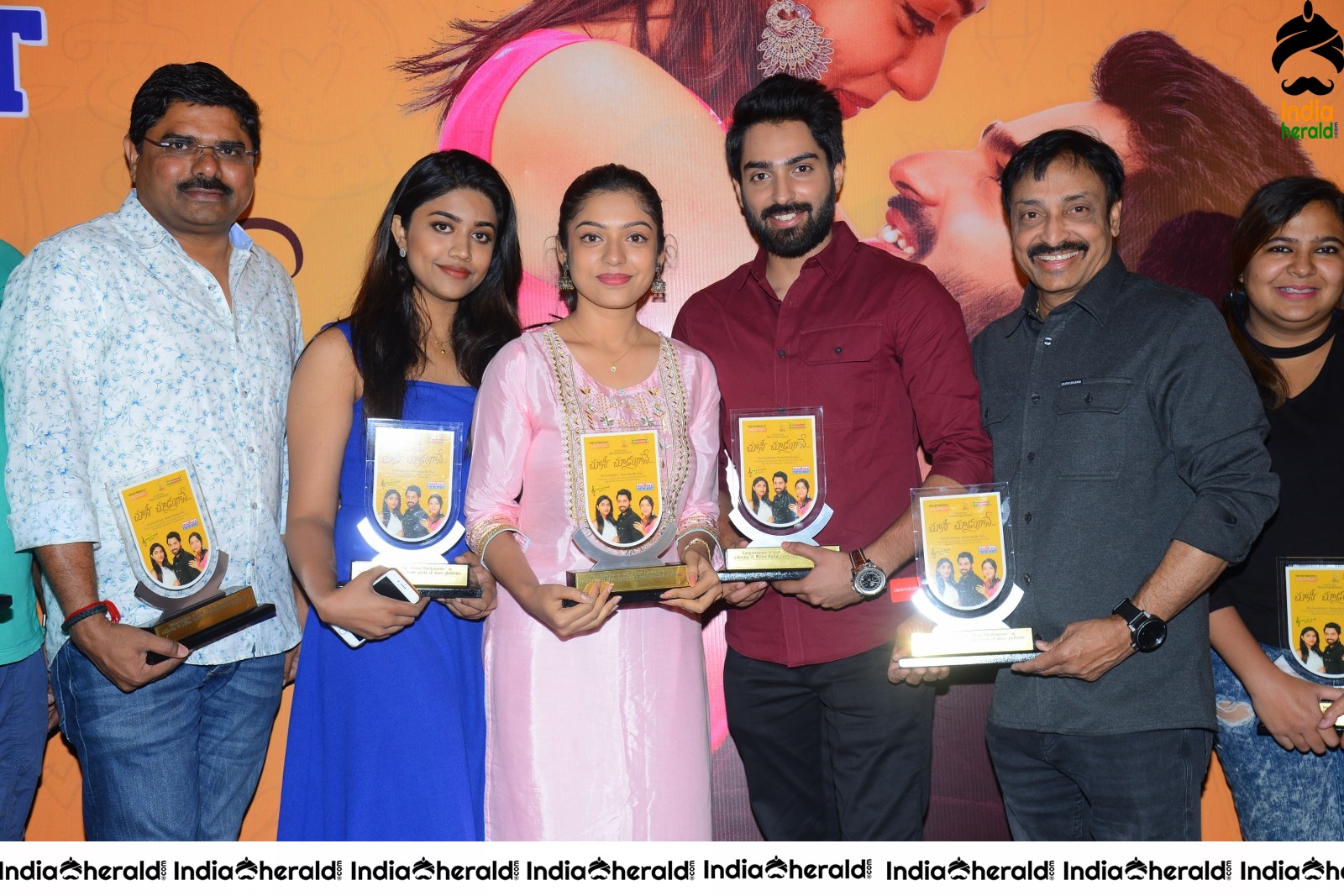 Choosi Choodangane Platinum Disc Press Meet Stills Set 3