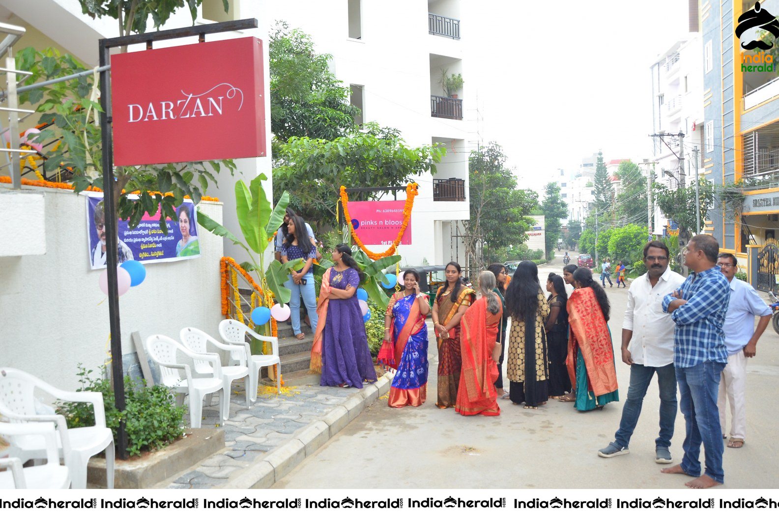 Chota K Naidu Launched Pinks n bloos Beauty Salon and Spa Set 1