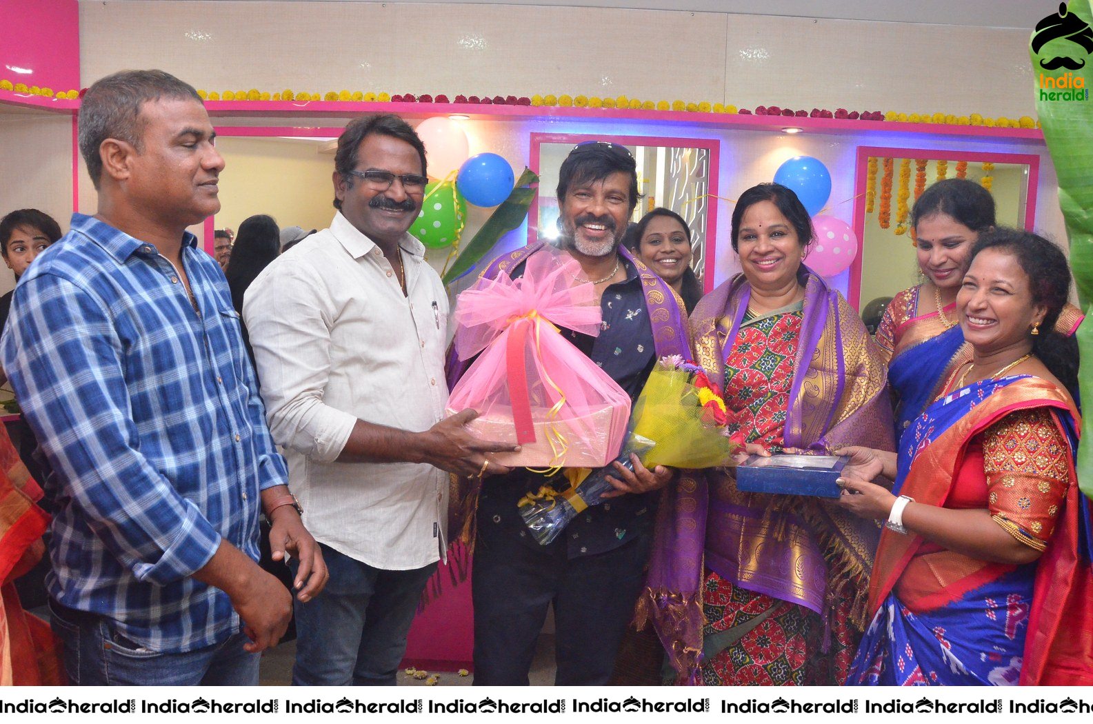 Chota K Naidu Launched Pinks n bloos Beauty Salon and Spa Set 3