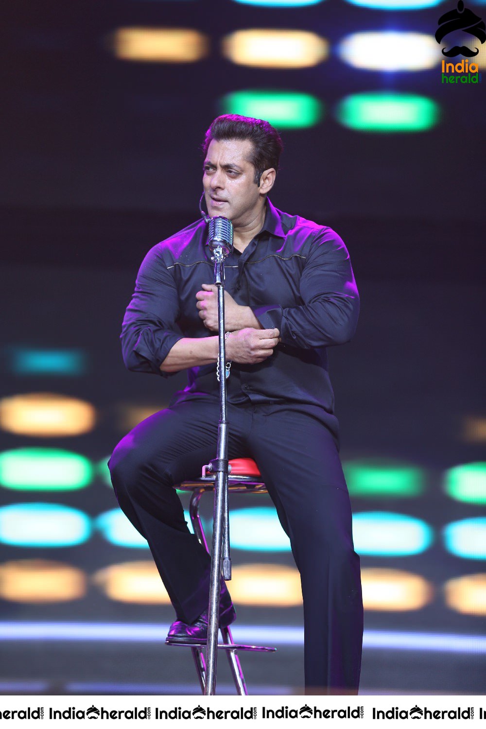 DaBangg Live in Concert Stills Set 1