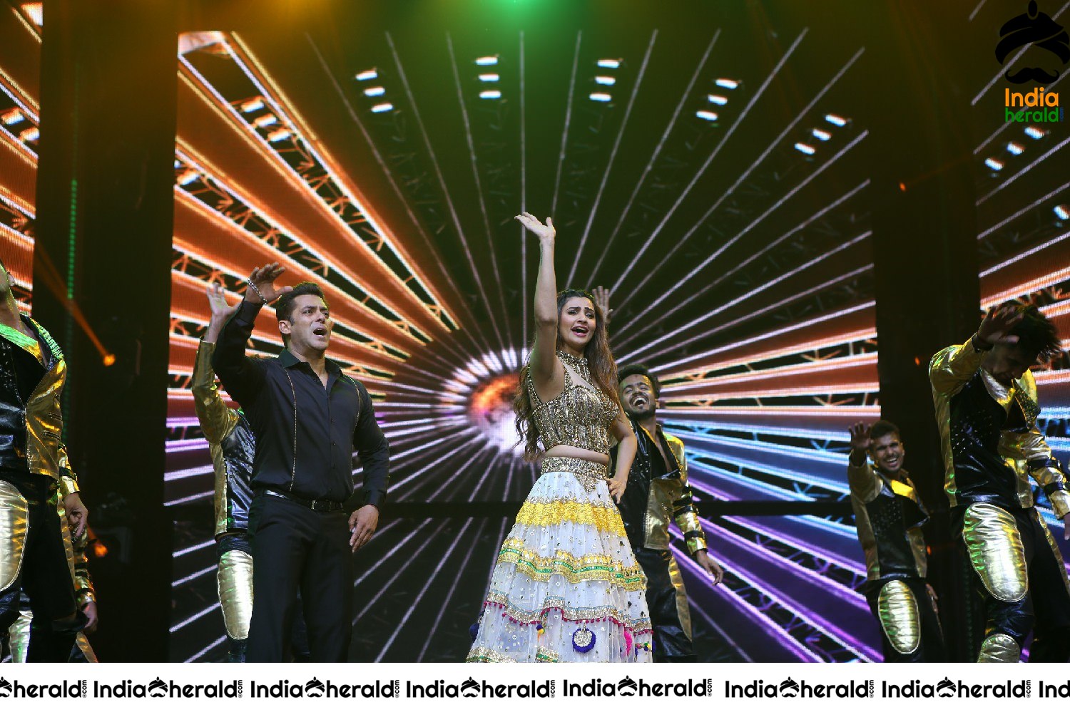 DaBangg Live In Concert Stills Set 2