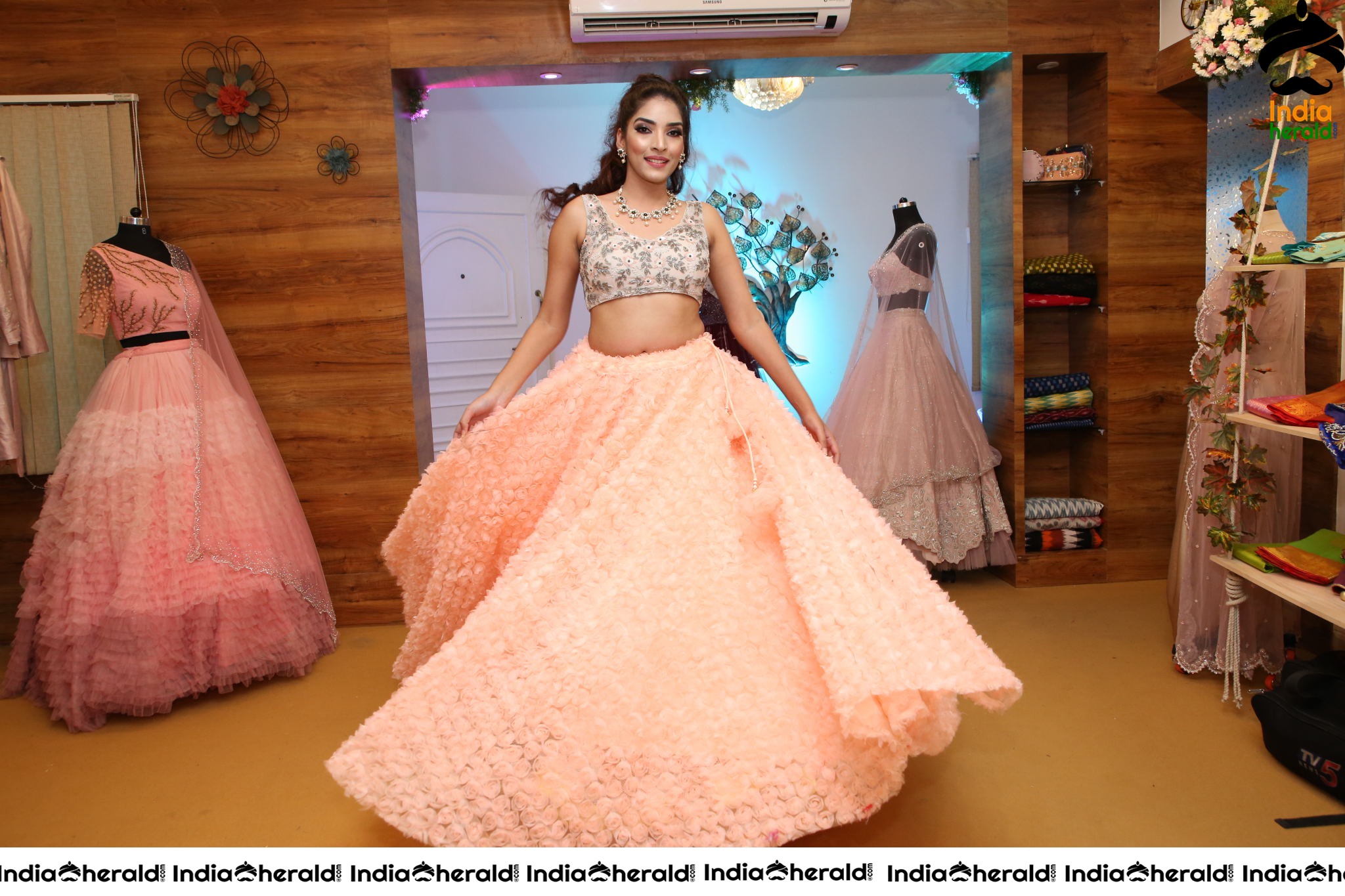 Deepthi Ganesh Winter Collection 2019 Launch and Fashion Show Set 2
