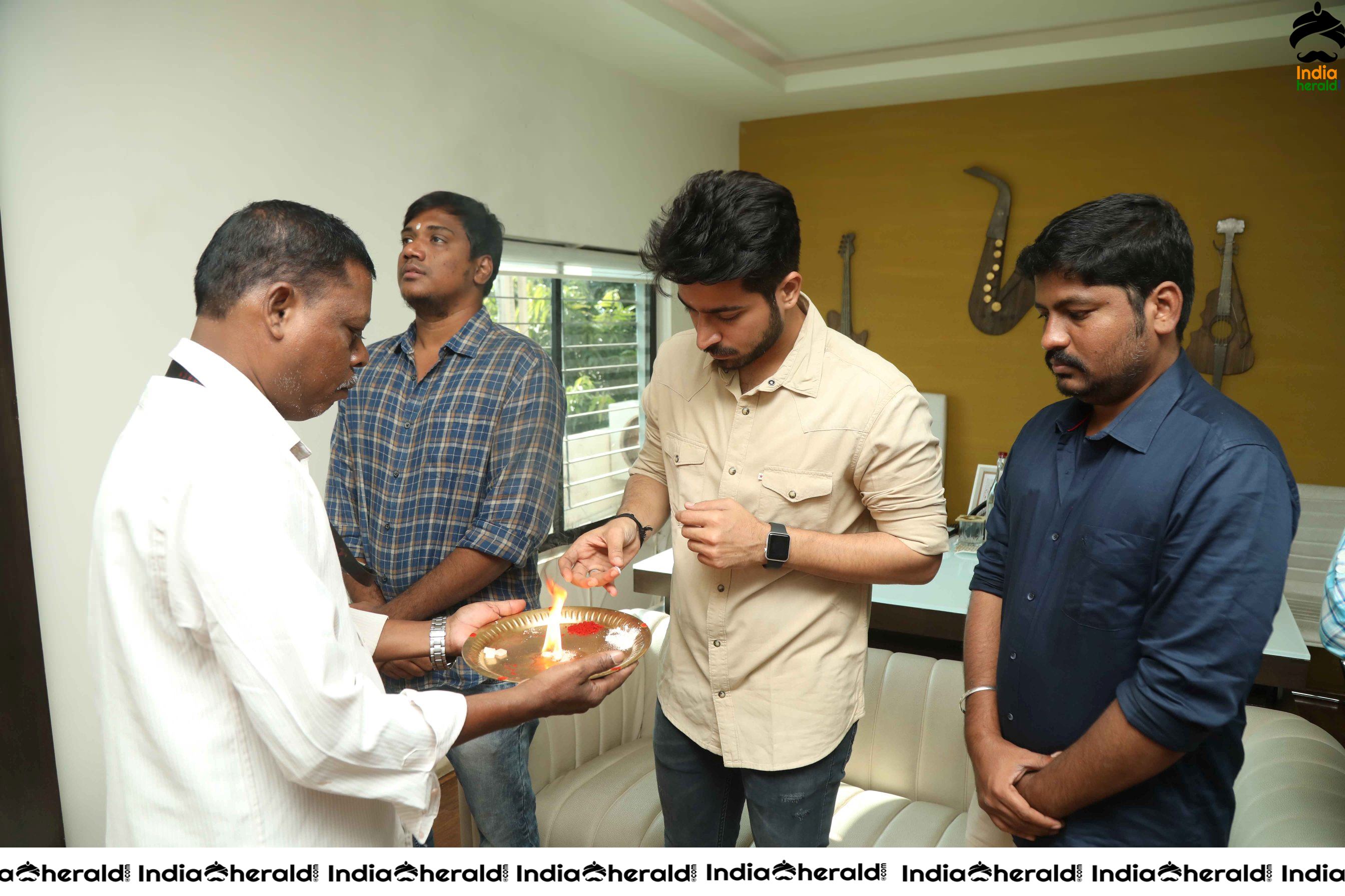 Dhanusu Raasi Neyargale Movie Pooja Stills