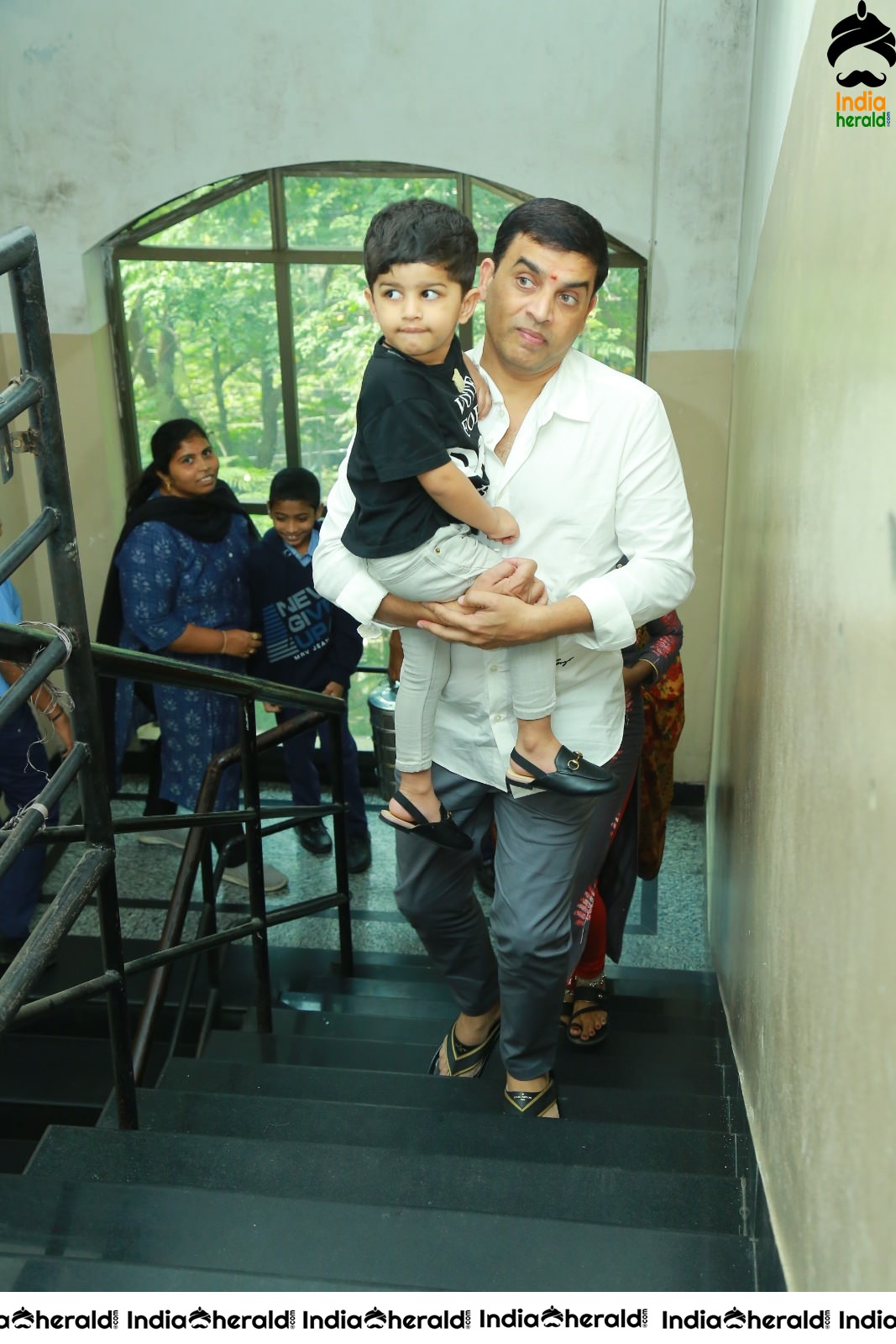 Dil Raju Celebrates His Birthday With Kids At Ashray Akruthi Set 1