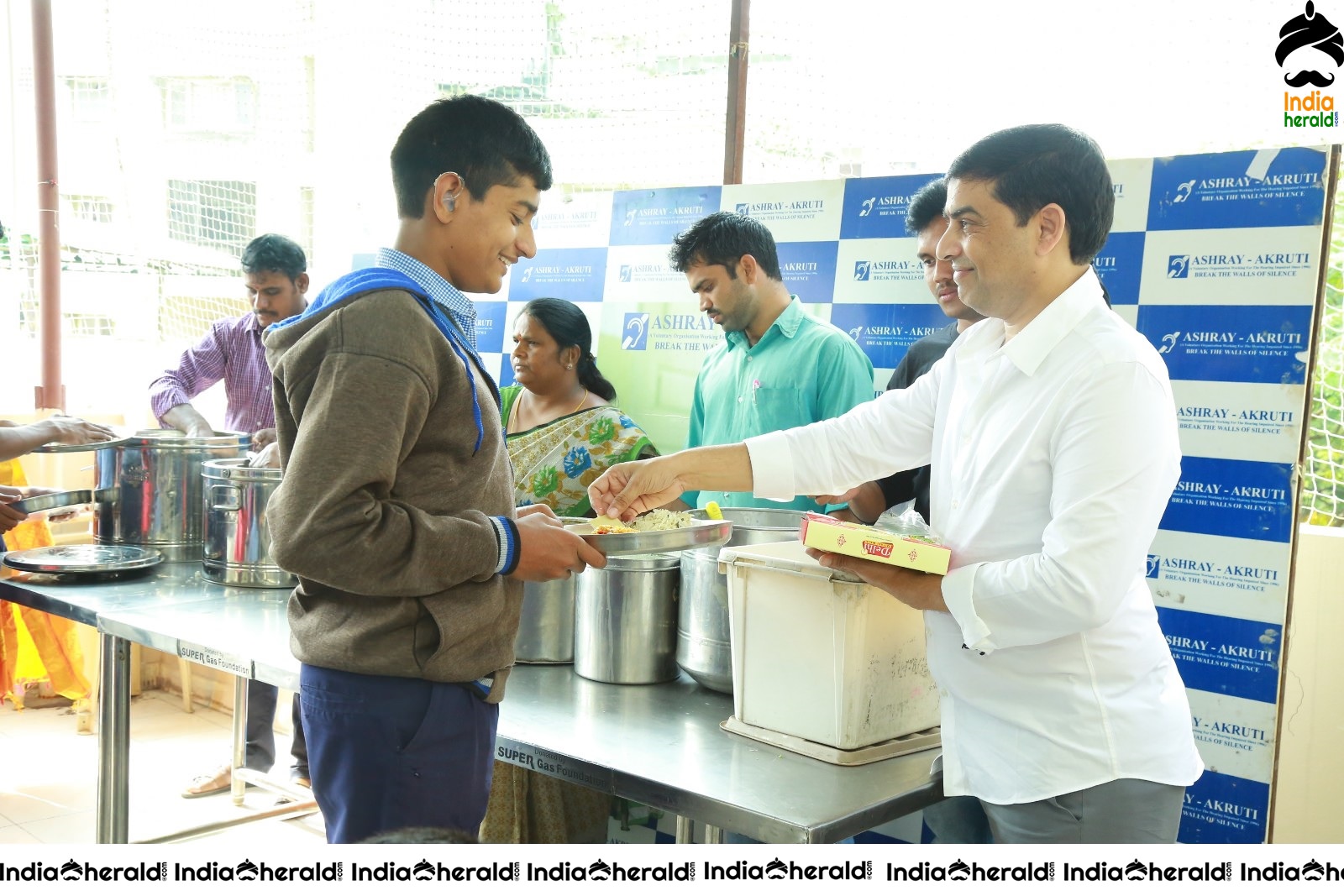 Dil Raju Celebrates His Birthday With Kids At Ashray Akruthi Set 2