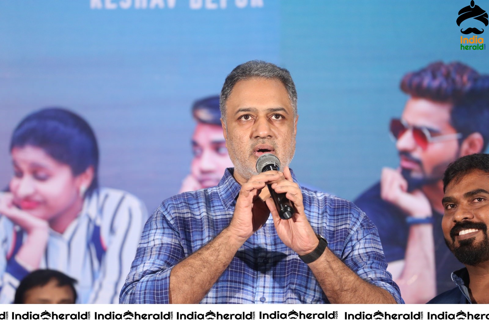 Dubsmash Trailer Launch Stills Set 3