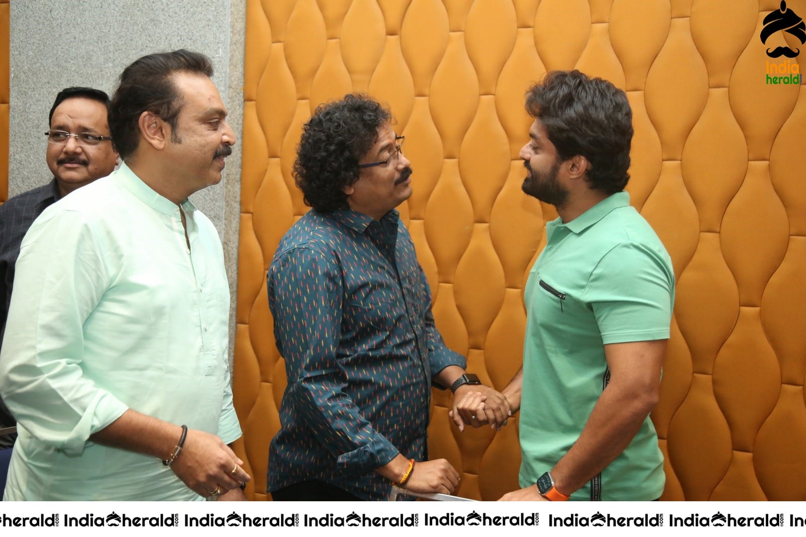 Entha Manchivaadavuraa Movie Press Meet Set 1