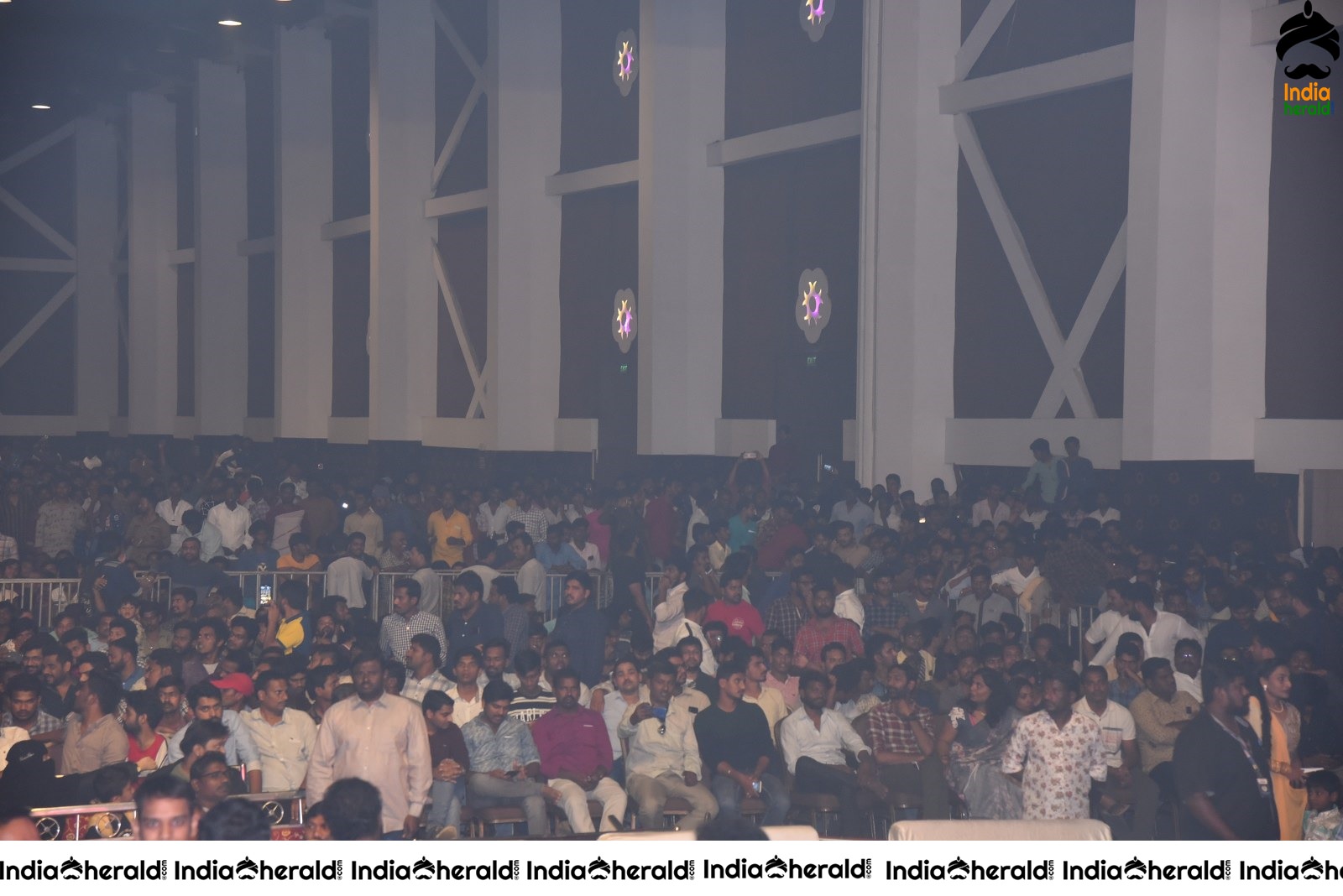 Entha Manchivaadavuraa Pre-Release event photos Set 3