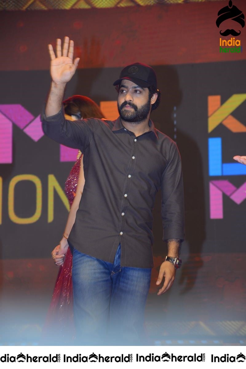 Entha Manchivadura Pre Release Event Set 3