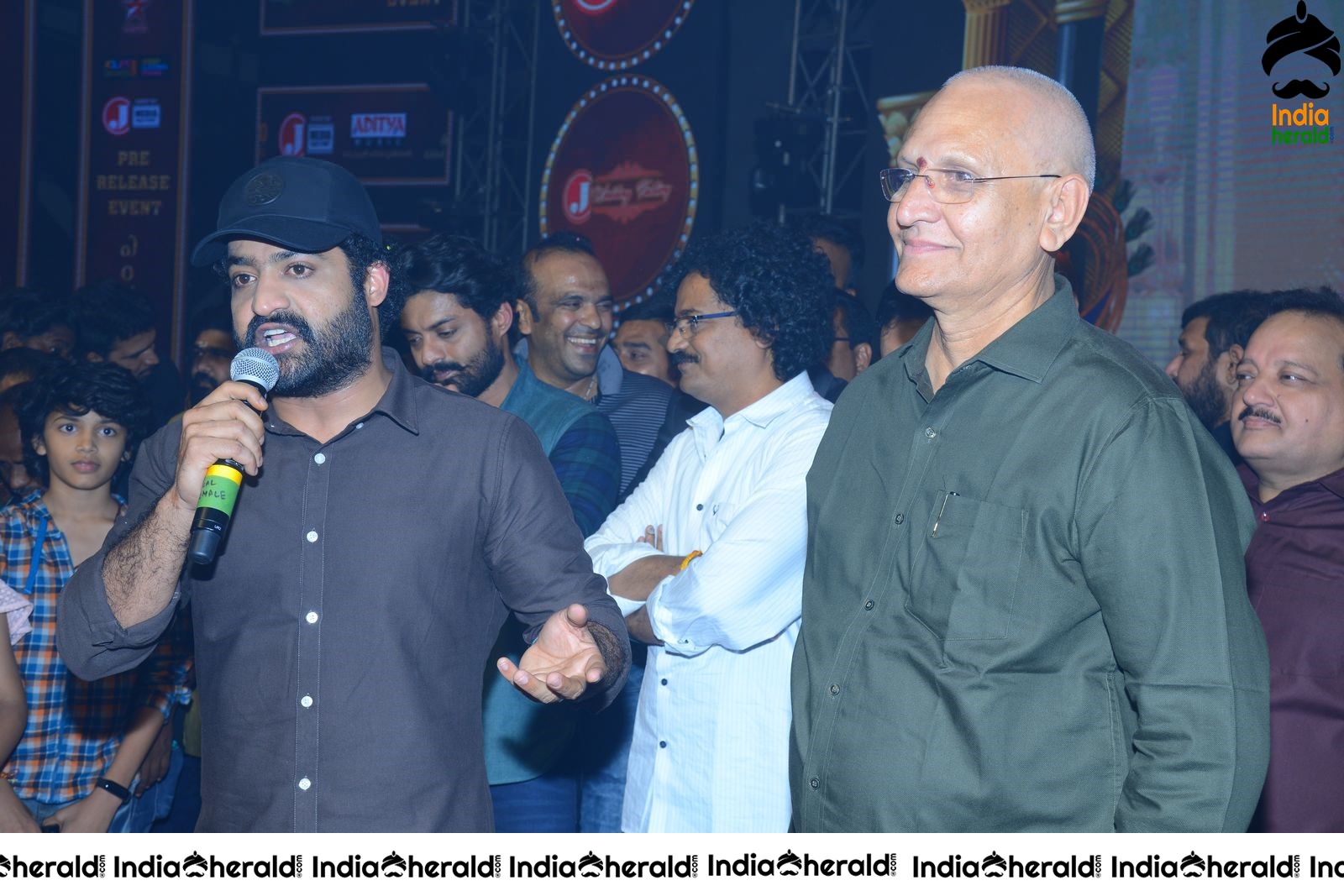 Entha Manchivadura Pre Release Event Set 3