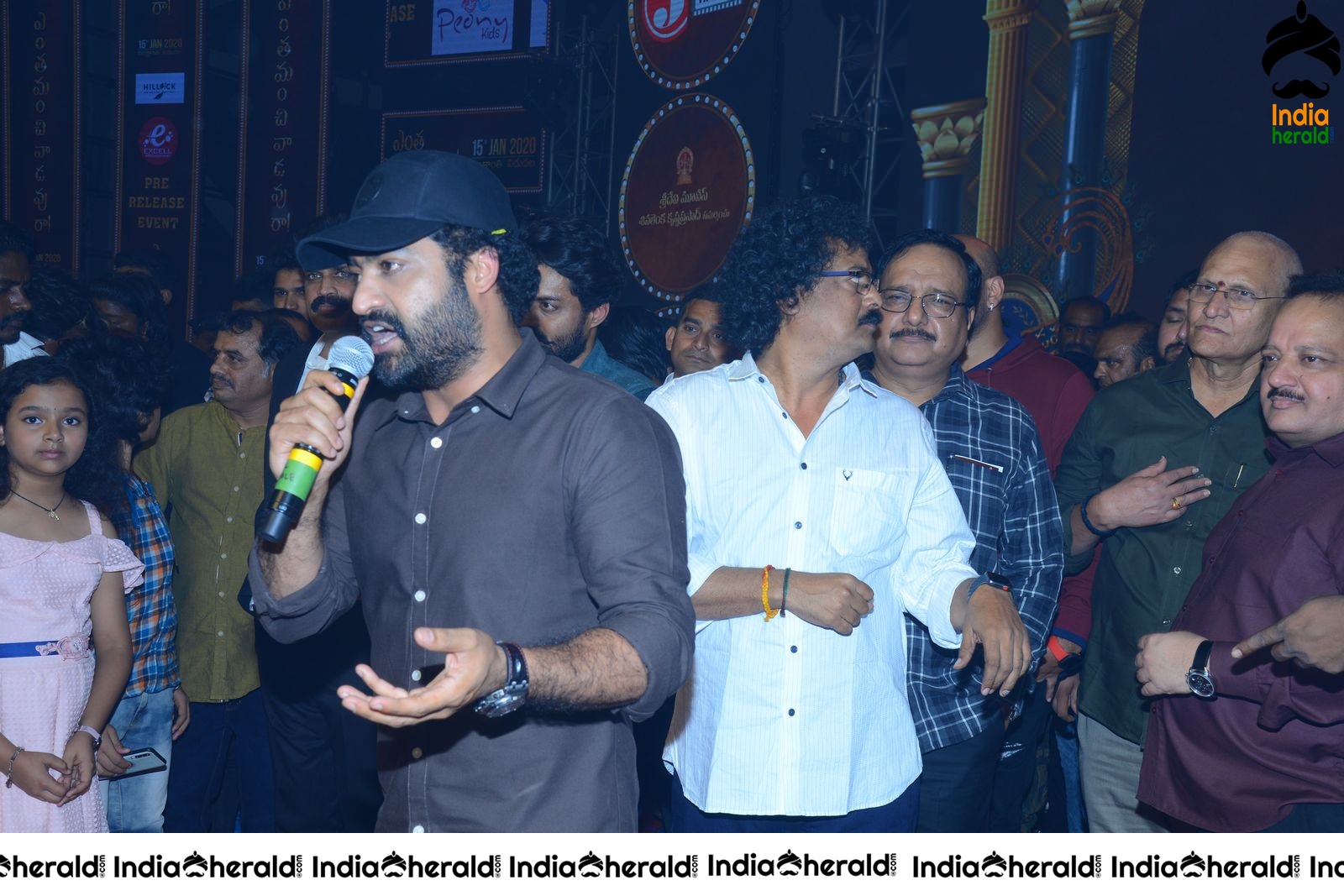 Entha Manchivadura Pre Release Event Set 3