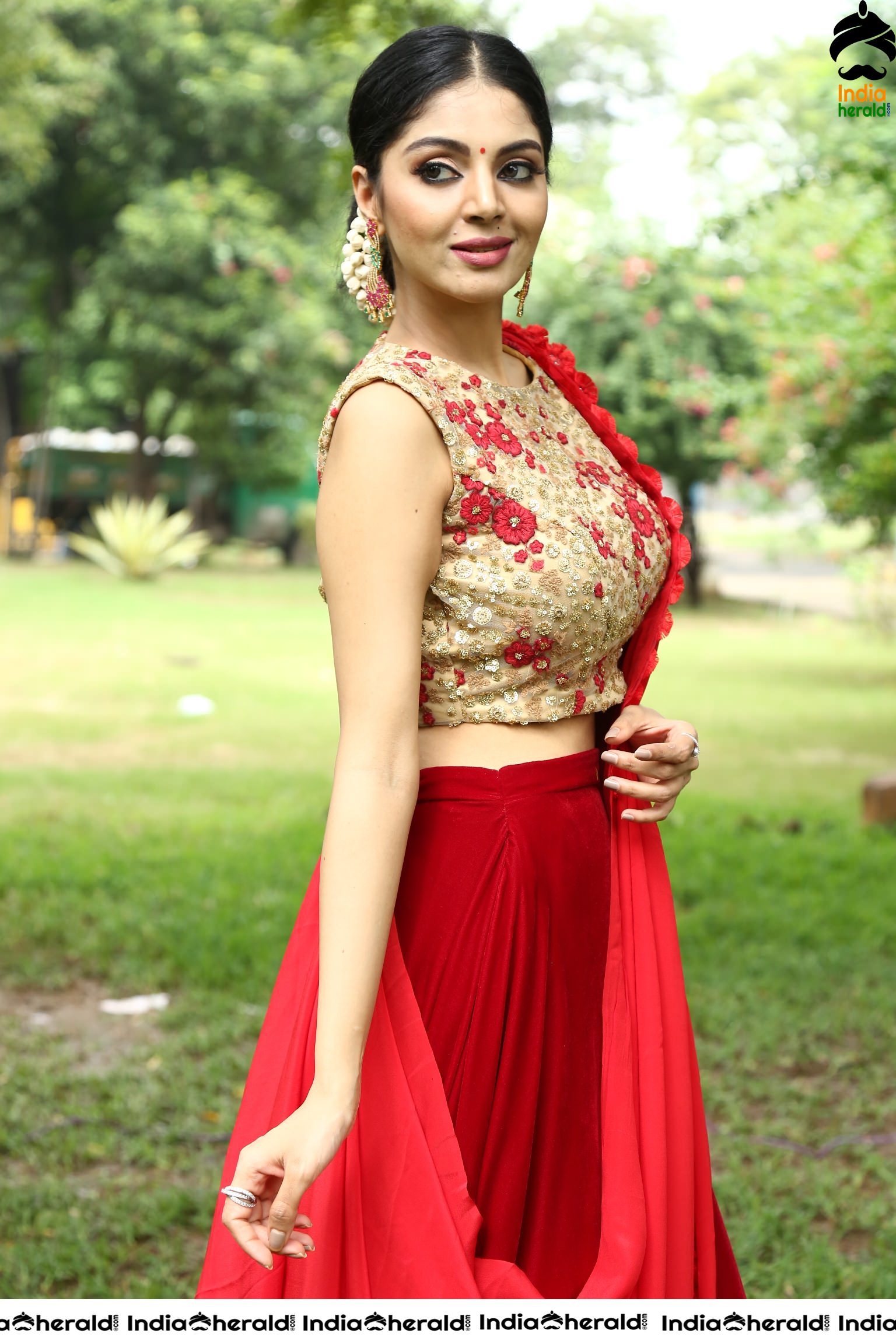 Ethirvinaiaatru Movie Audio Launch Stills Set 2