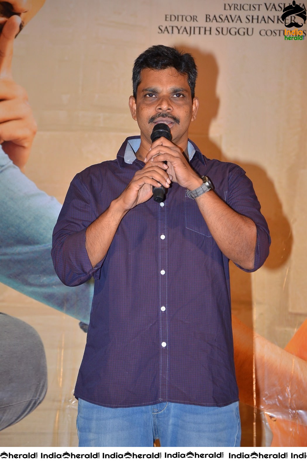 Evariku Cheppoddu Movie Meet Stills Set 1