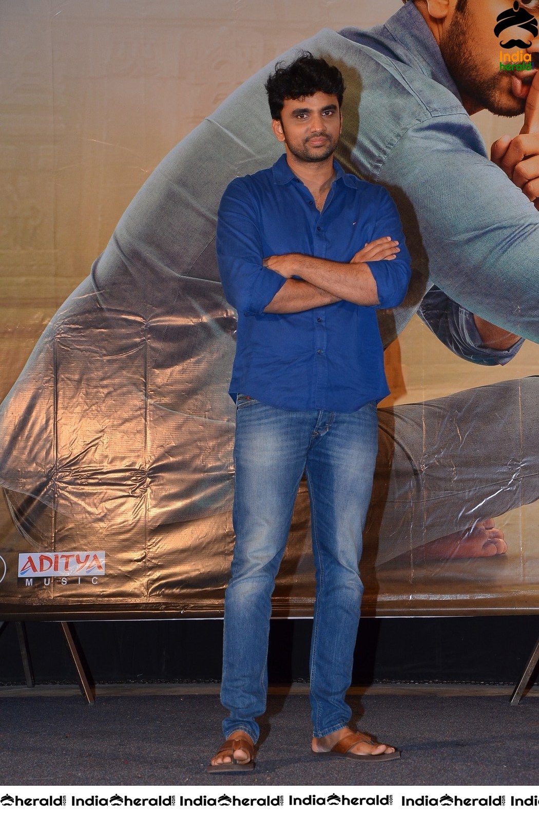 Evariku Cheppoddu Movie Meet Stills Set 1