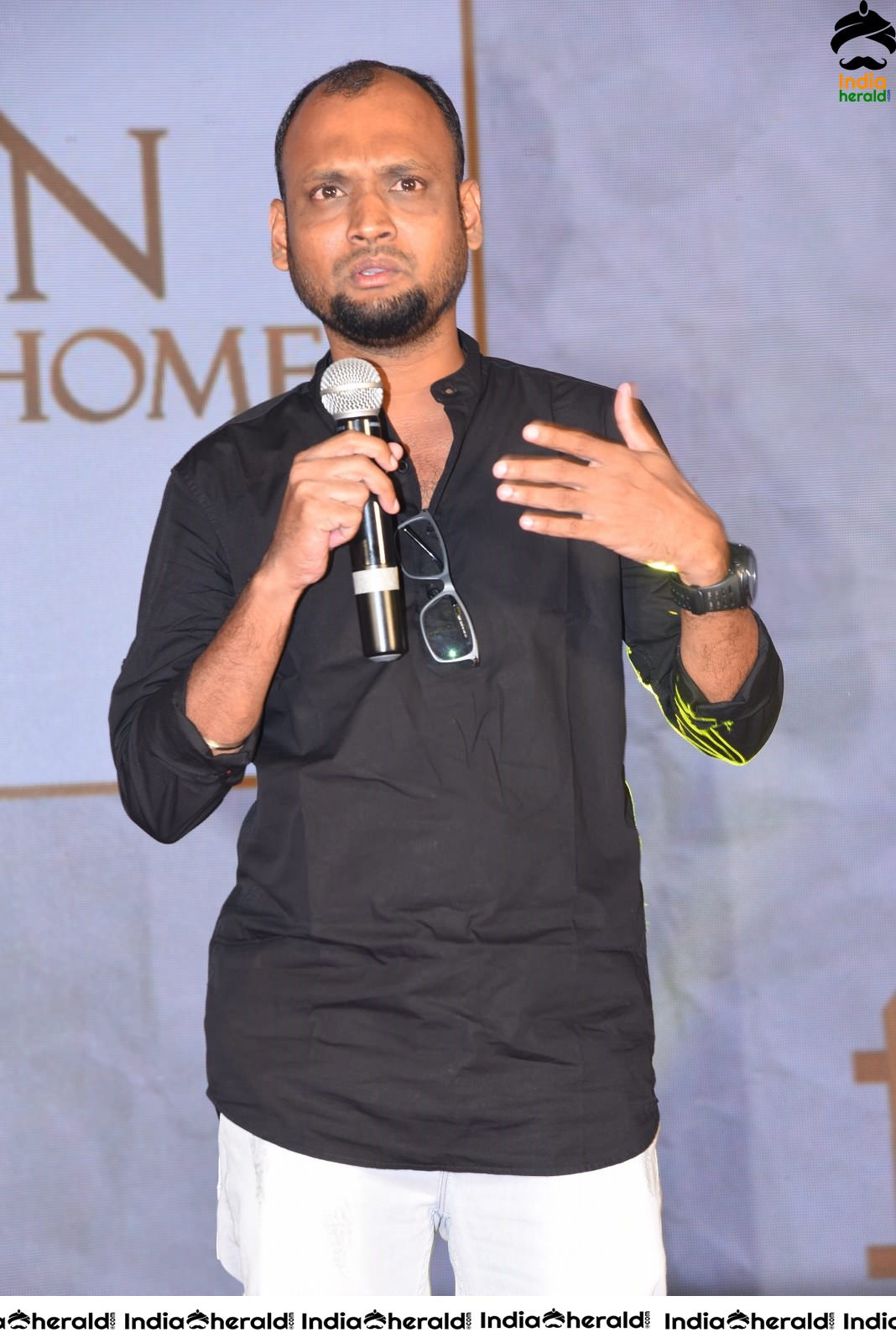 Evvarikee Cheppoddu Movie Pre Release Event Set 1