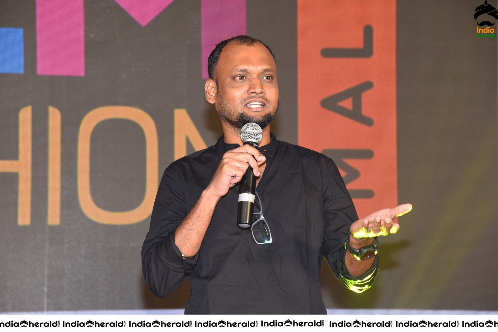 Evvarikee Cheppoddu Movie Pre Release Event Set 1