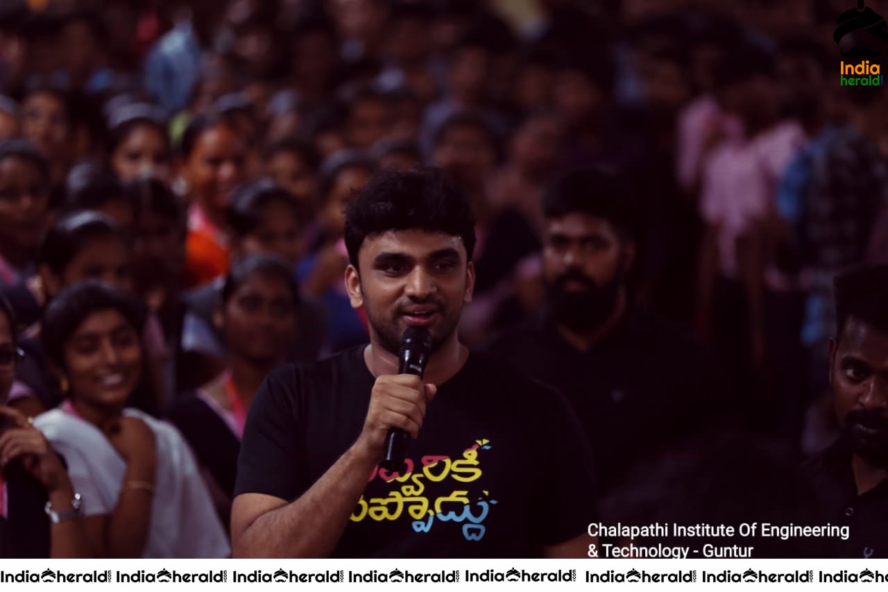 Evvarikee Cheppodu Team At Guntur