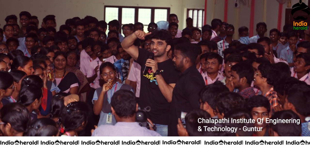 Evvarikee Cheppodu Team At Guntur