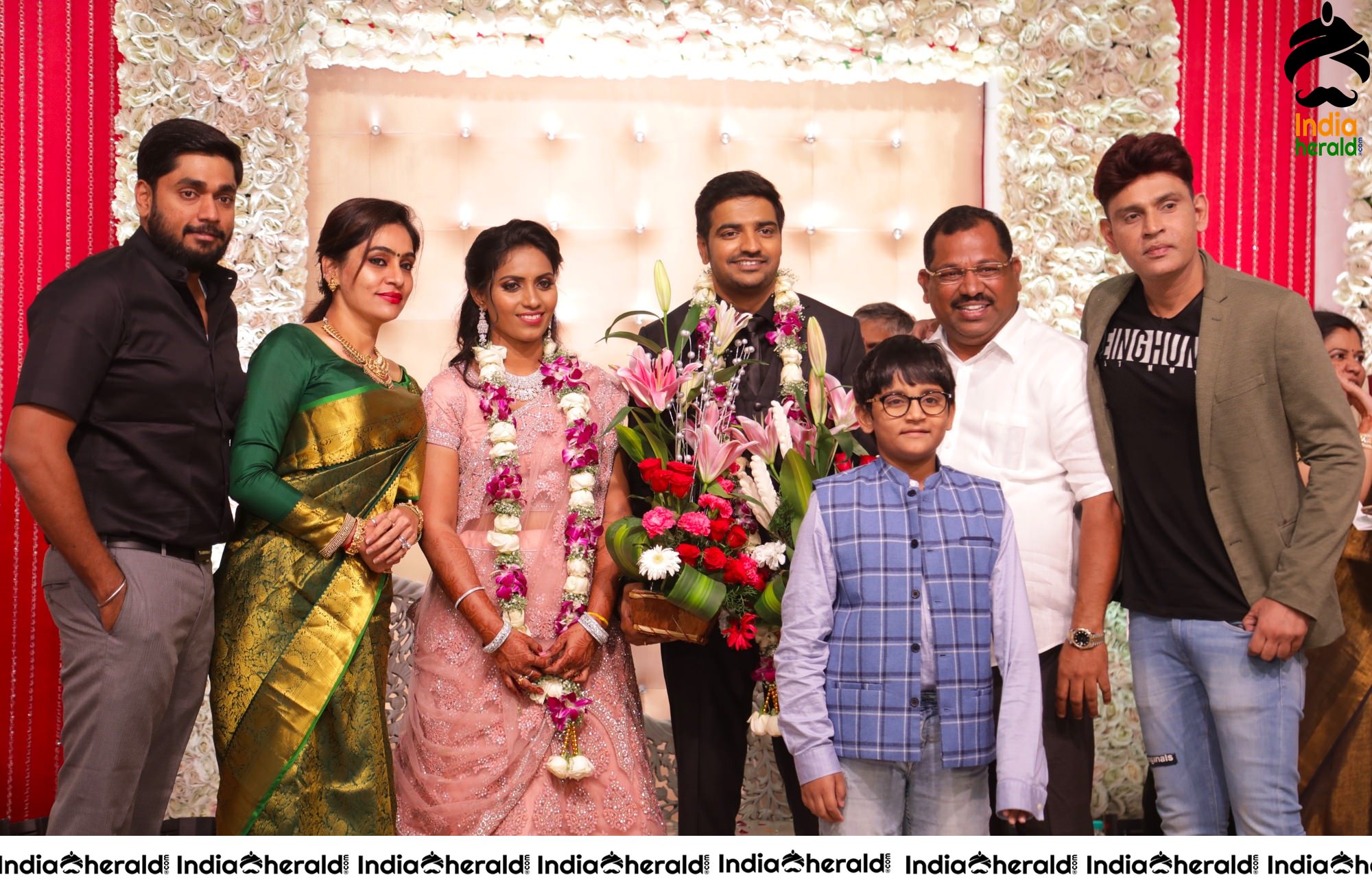 Famous Comedy Actor Sathish and Sindhu Wedding Stills Set 8