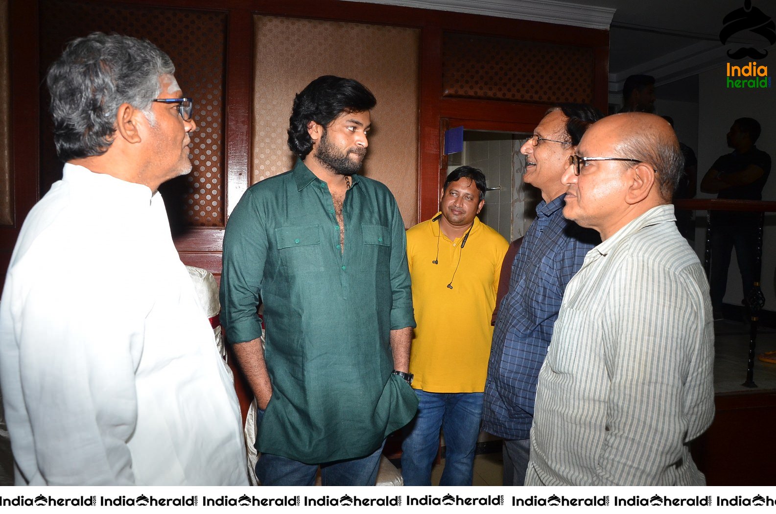 Gaddala Konda Ganesh team at Rajahmundry Pressmeet Set 2