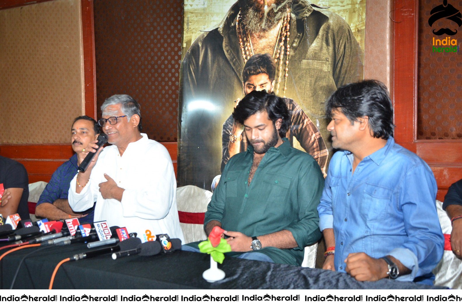 Gaddala Konda Ganesh team at Rajahmundry Pressmeet Set 2