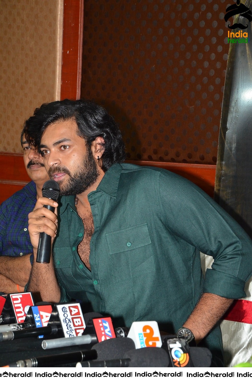Gaddala Konda Ganesh team at Rajahmundry Pressmeet Set 3