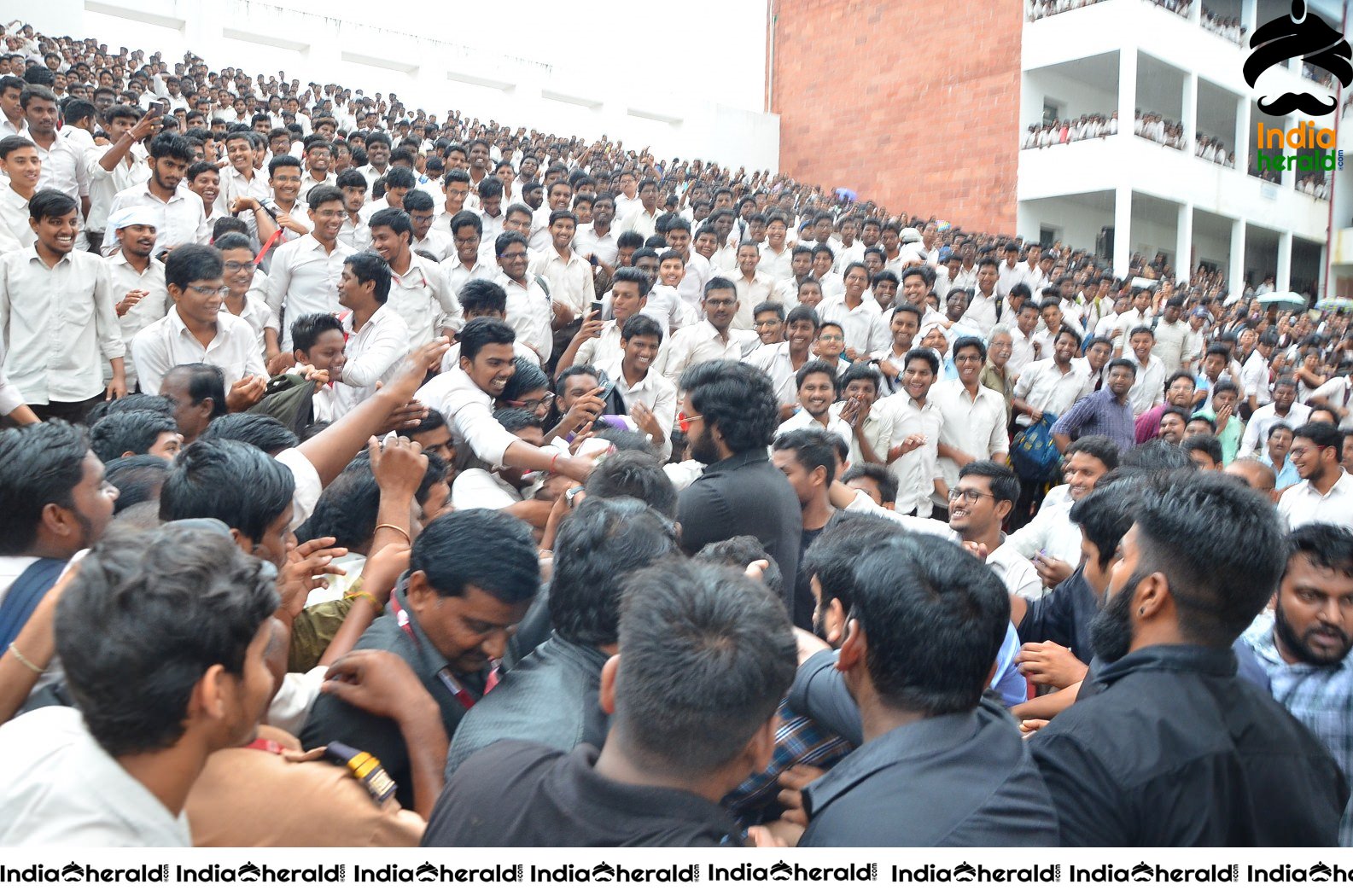 Gaddalakonda Ganesh Team at Vijayawada VVIT College Set 5