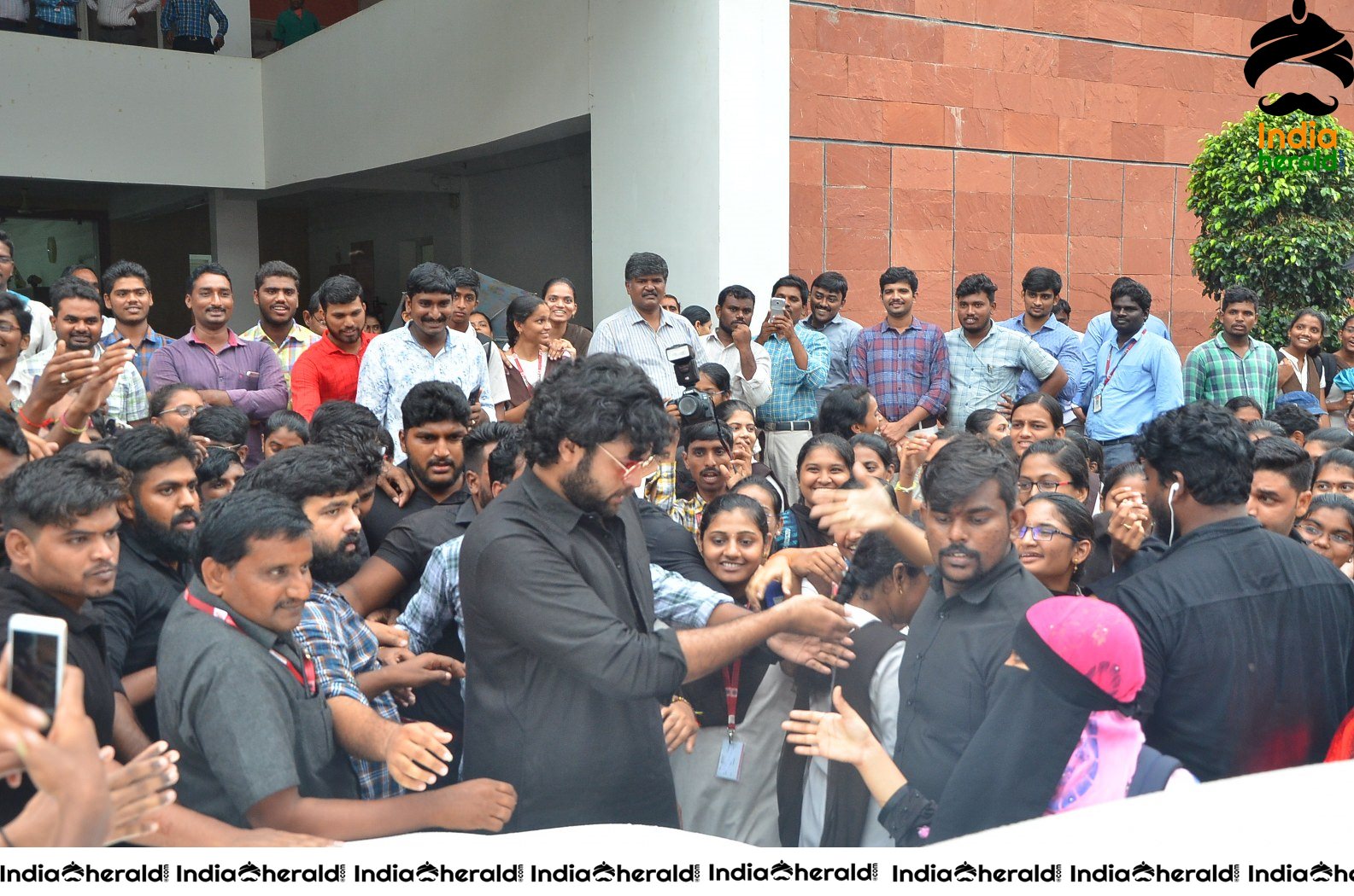 Gaddalakonda Ganesh Team at Vijayawada VVIT College Set 5