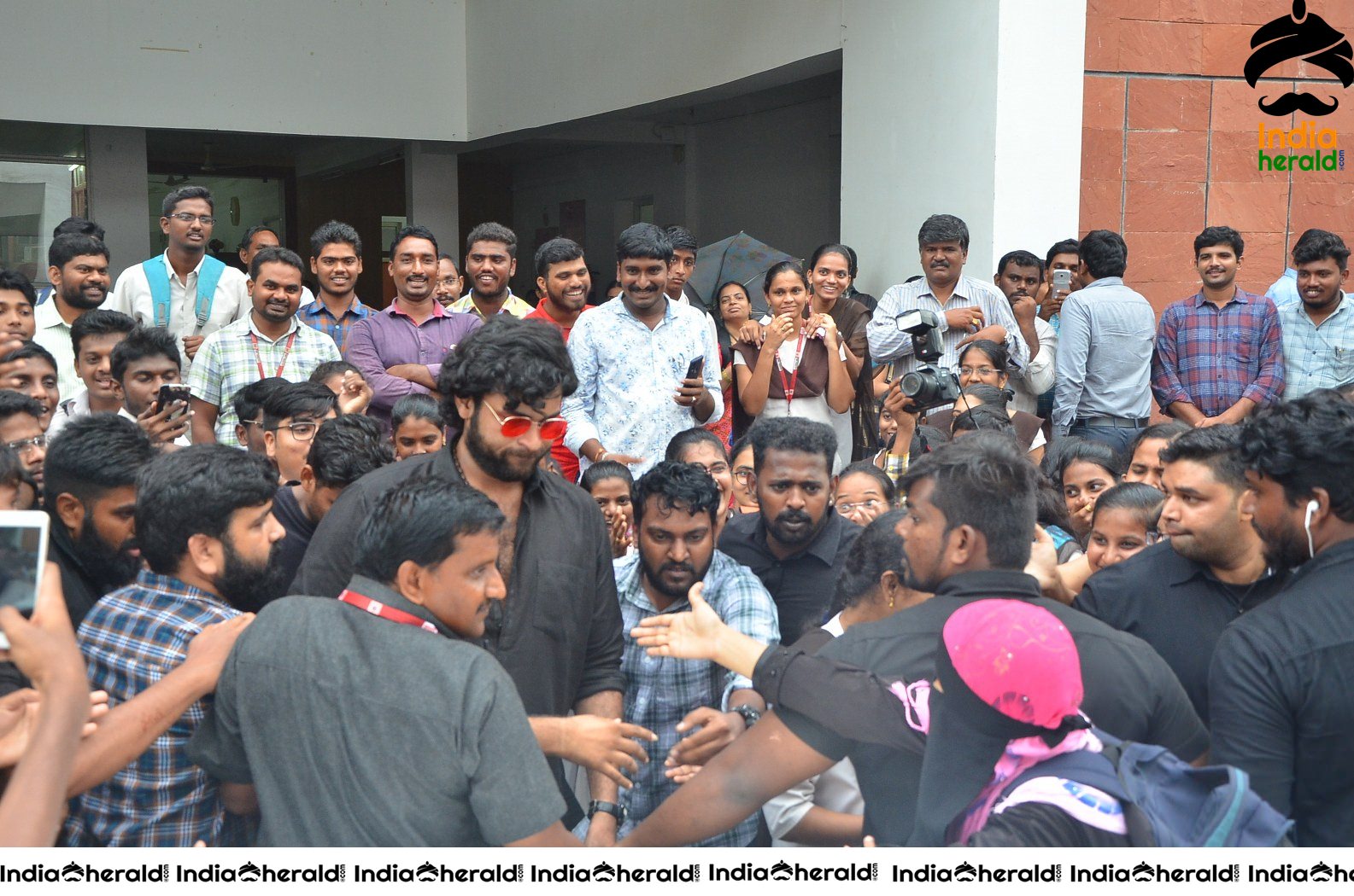 Gaddalakonda Ganesh Team at Vijayawada VVIT College Set 5