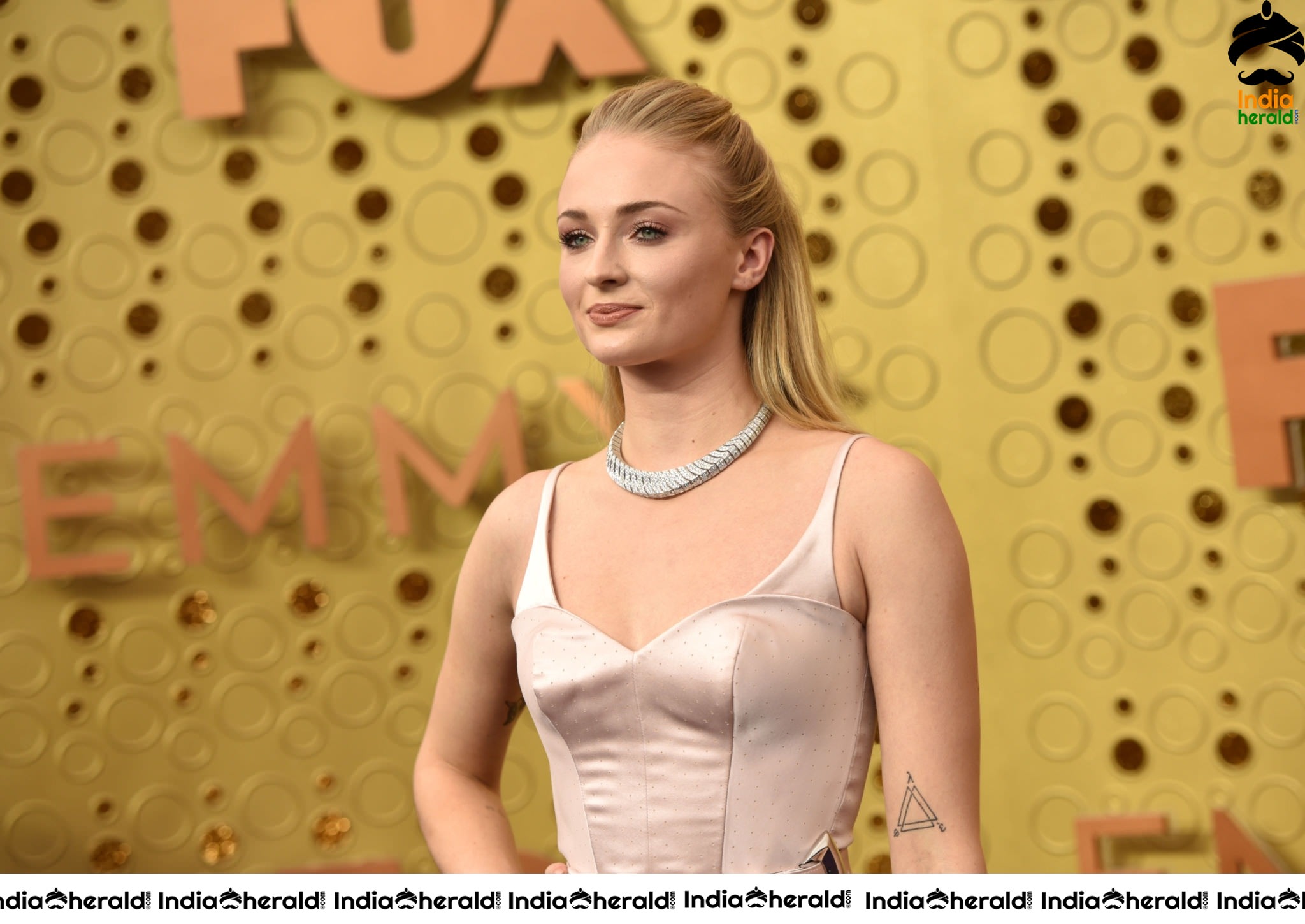 Game of Thrones Cast At 71st Emmy Awards In Los Angeles Set 1