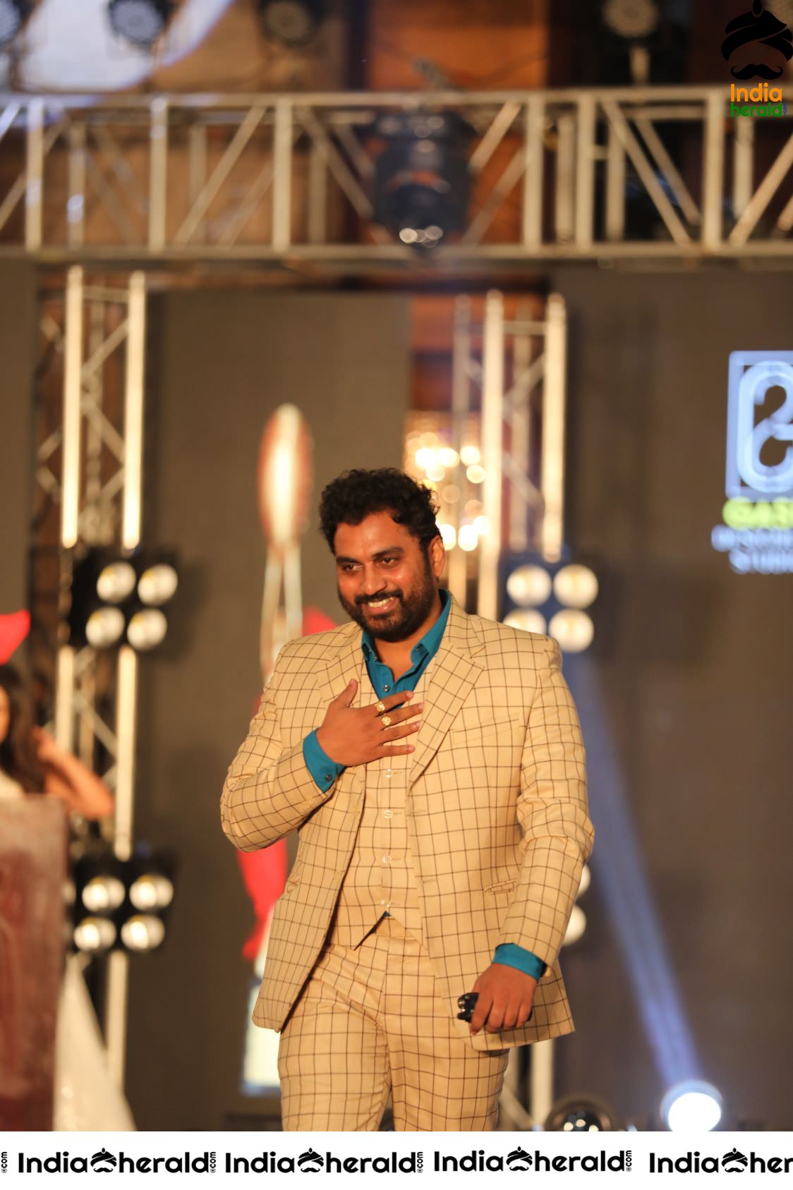 Gasu Designers Studio Presenting D Awards and Dazzle Style Icon Awards Set 1