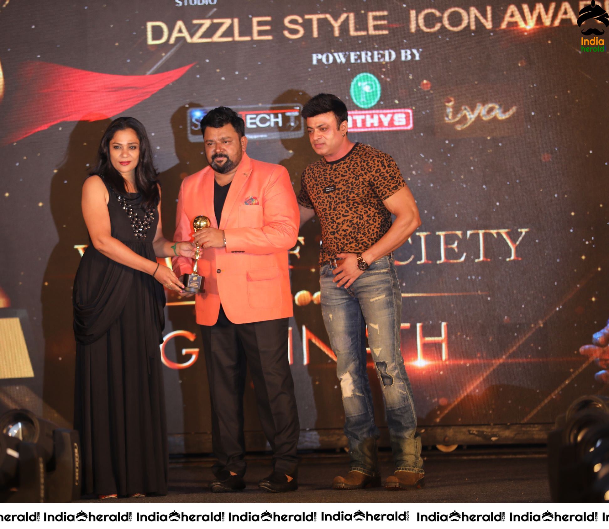 Gasu Designers Studio Presenting D Awards and Dazzle Style Icon Awards Set 3